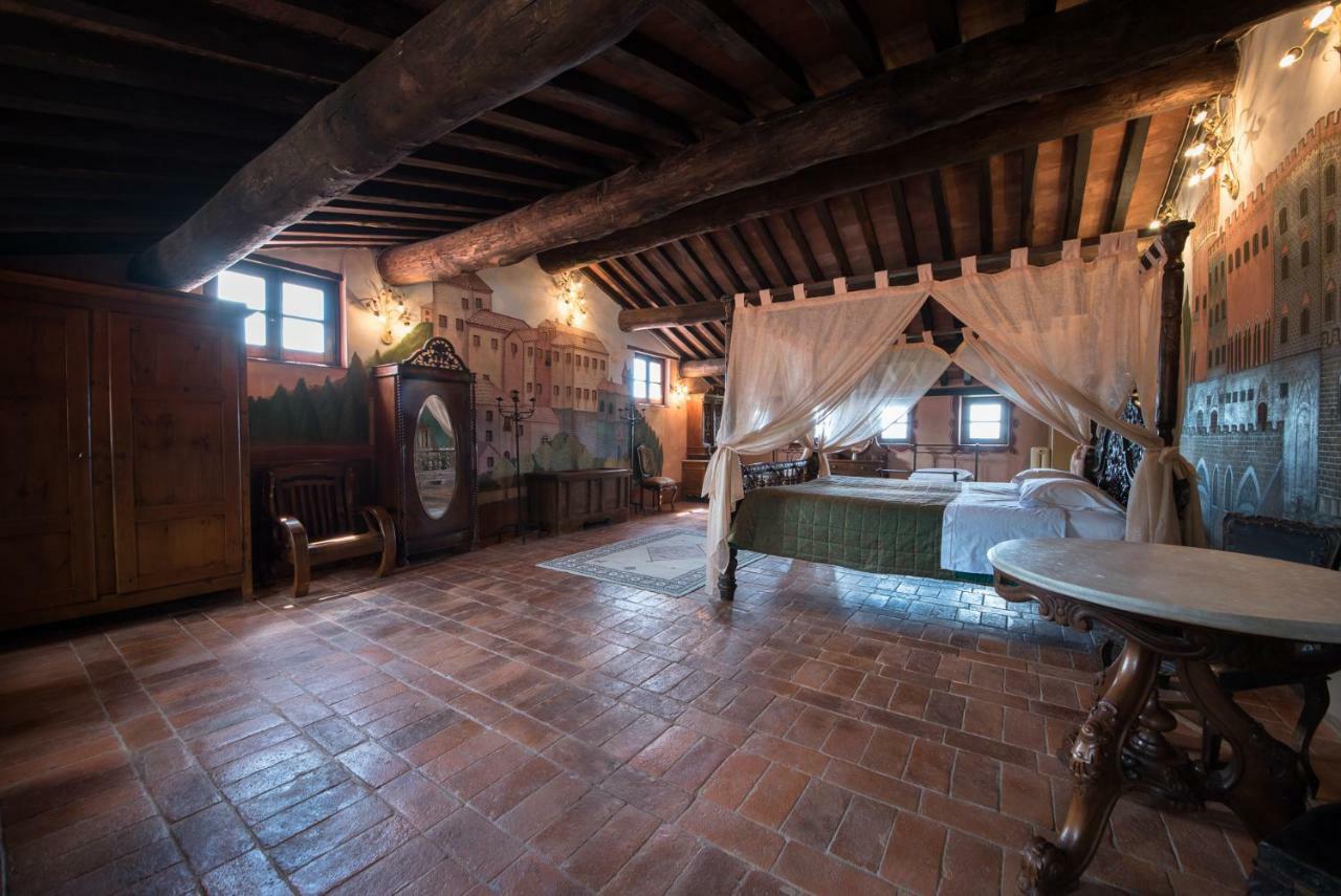 Castello Di Valenzano Villa Arezzo Bagian luar foto